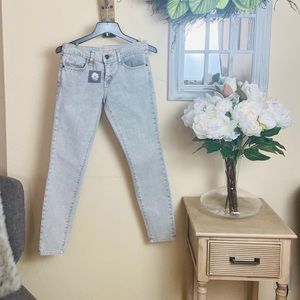 Current Elliott Low Rise Skinny Jeans #017